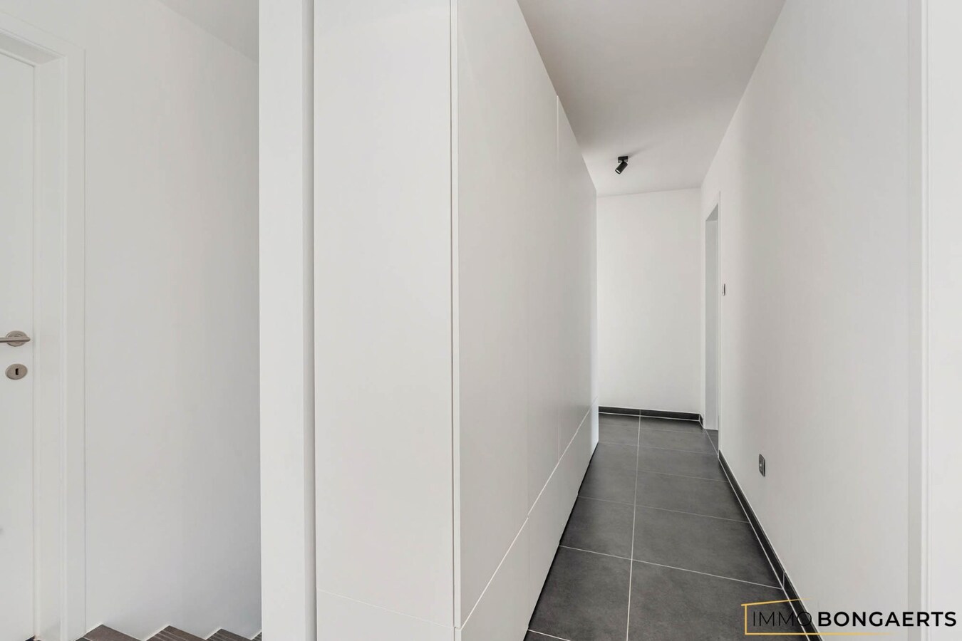 Ruime woning met 3 slaapkamers 