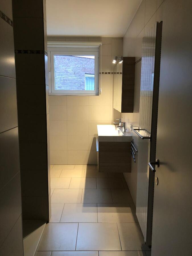 Bijzonder ruim 2-slpk-luxeappartement in centrum De Pinte 