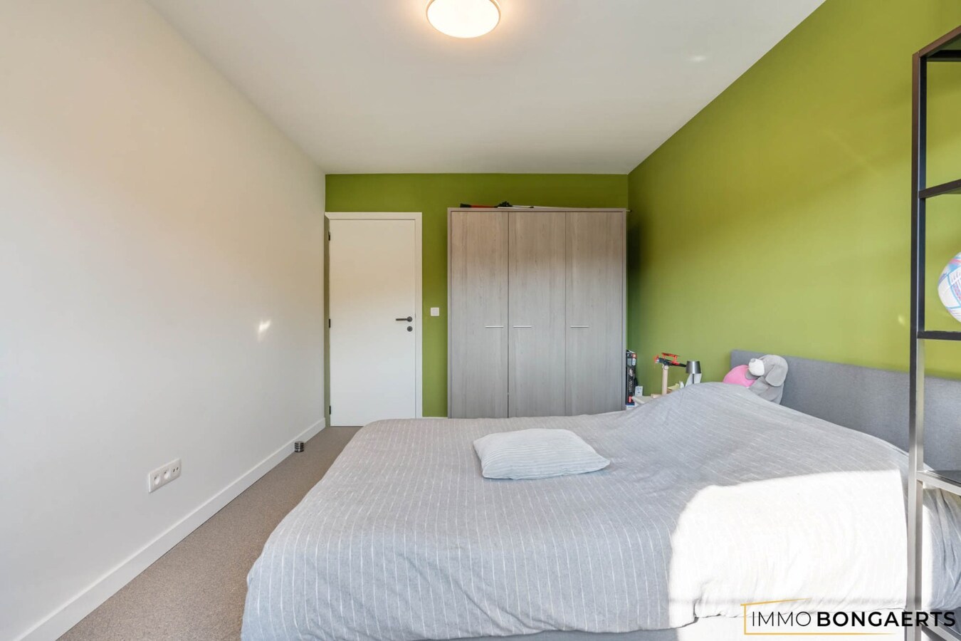 Energiezuinige woning met zwembad op rustige ligging in As 