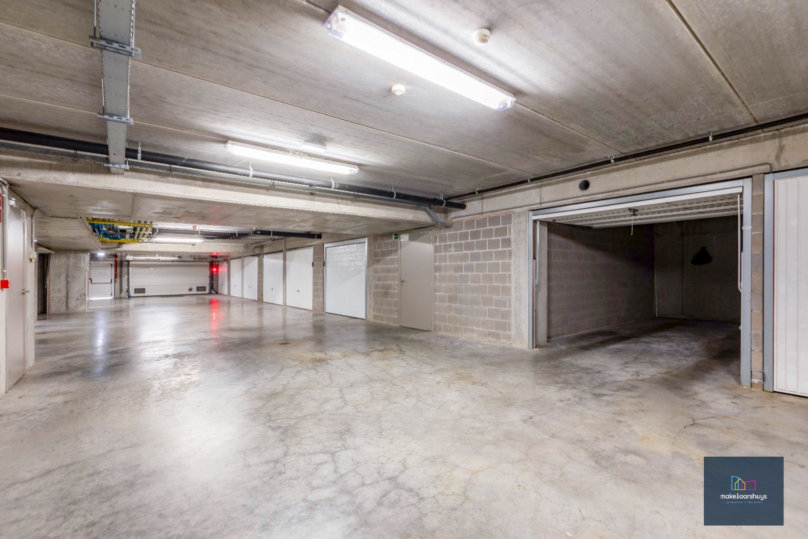 2-slpk app met terras, staanplaast en garagebox nabij centrum Merelbeke 