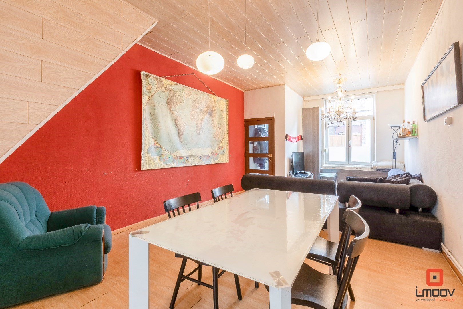 Ruime stadswoning met 4 slaapkamers in Sint-Amandsberg 