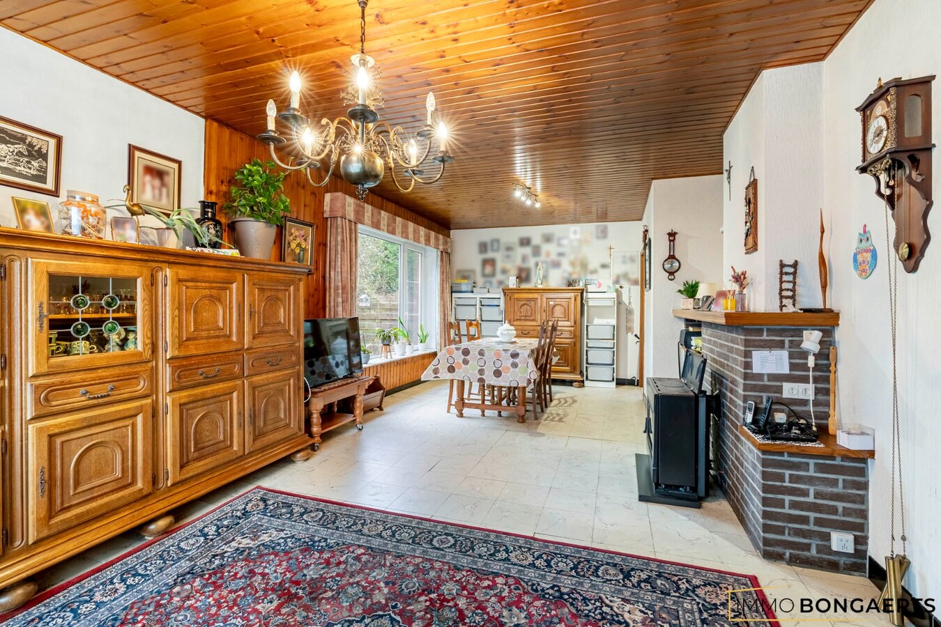 Ruime, te renoveren woning met drie slaapkamers in Zonhoven 