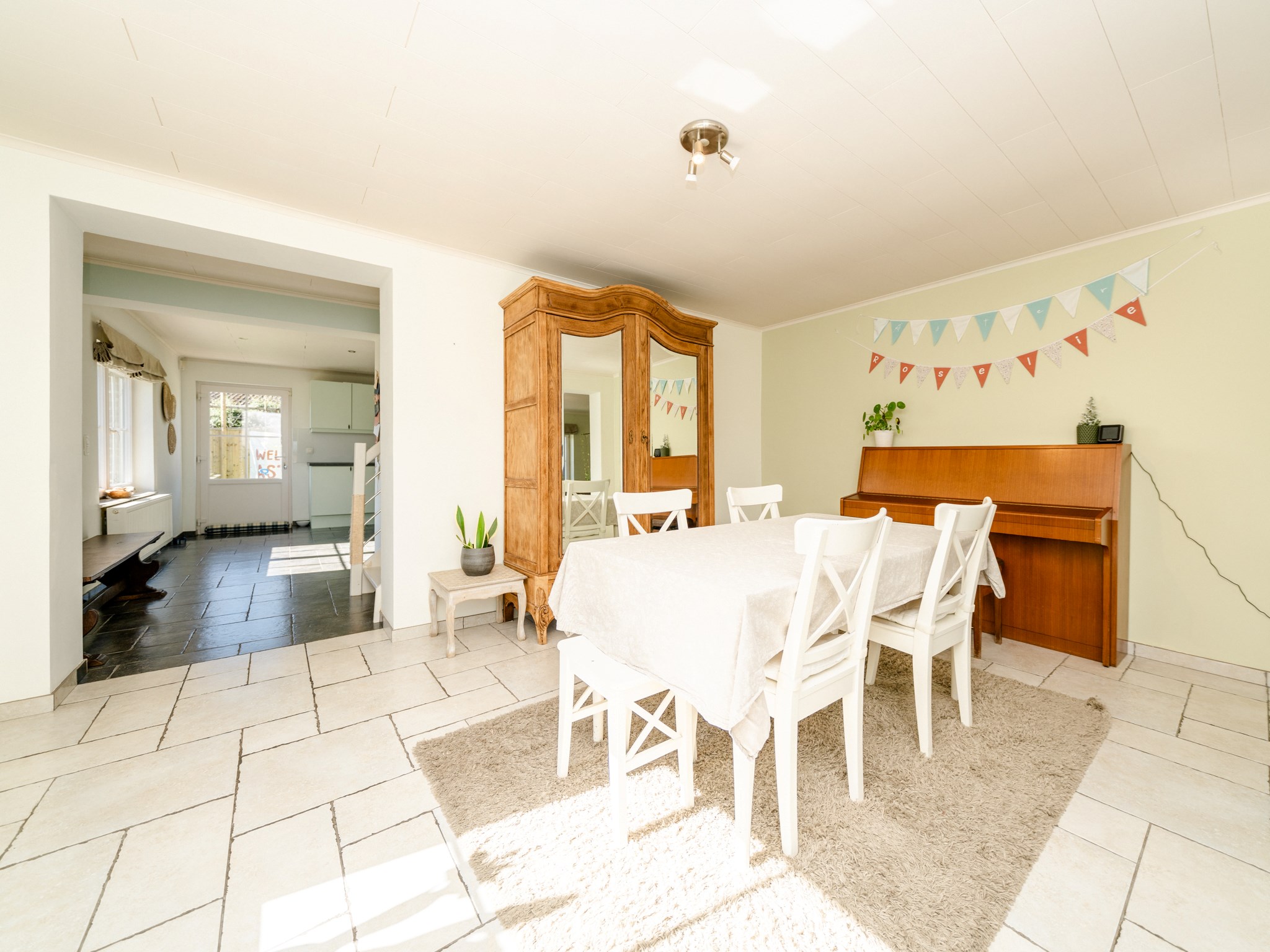 Vrijstaande woning met 3 kamers te midden het groen 