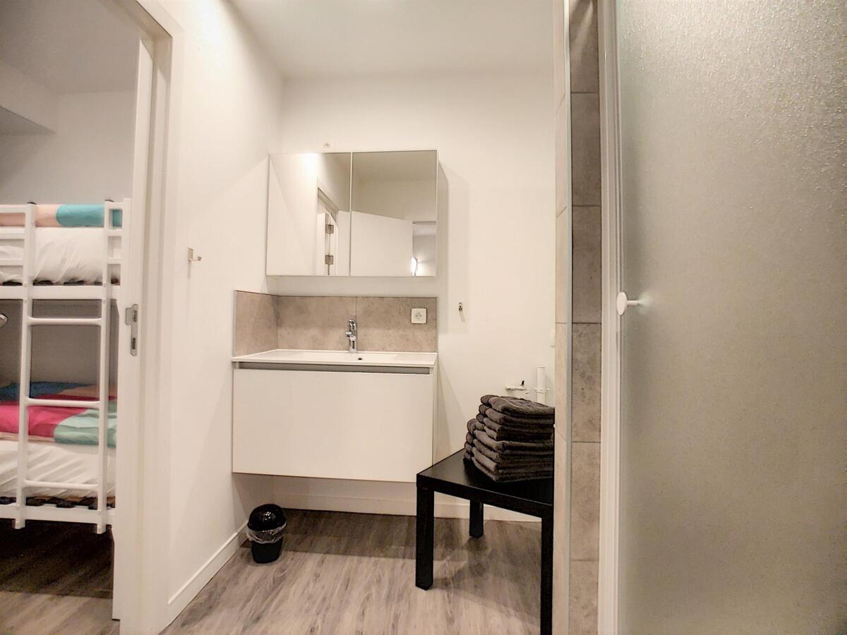 Zeer leuk, volledig gerenoveerd appartement - Heist 