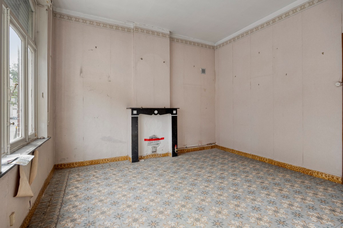 Half open bebouwing met 3 slaapkamers, tuin, terras en tuinhuis in Kessel-Lo! – EPC F kWh/m² - bewoonbare opp. 128 m² 