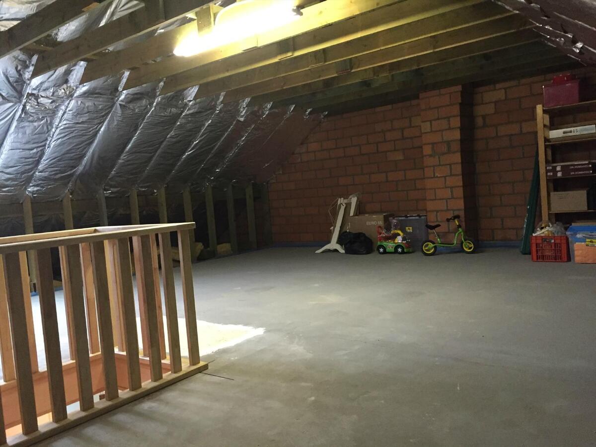 RECENTE MODERNE RUIME WONING MT OPEN ZICHT 