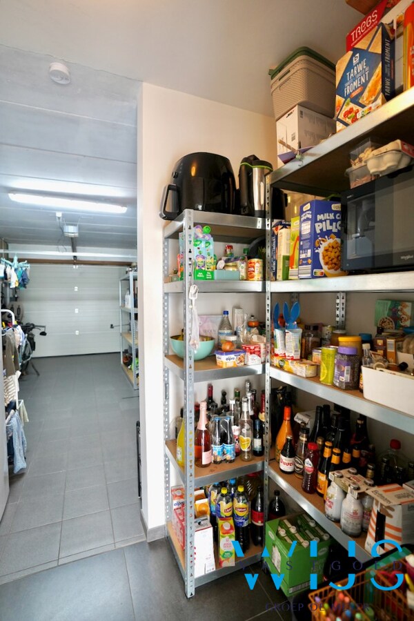 INSTAPKLAAR woonhuis met ZUIDgerichte tuin te Boekhoute ! 