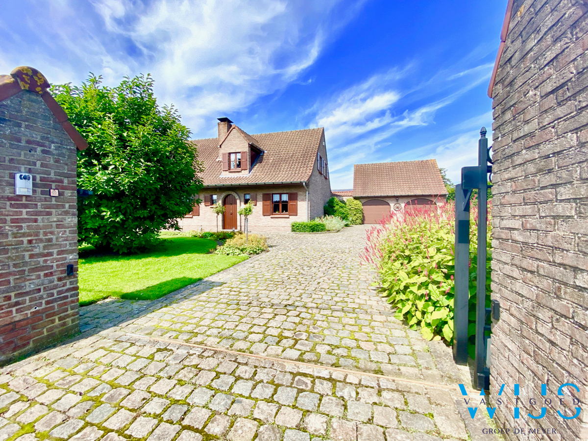 Prachtig landelijk woonhuis te WACHTEBEKE! 