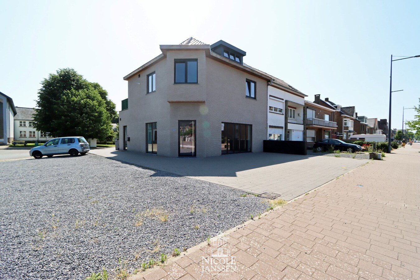 Te koop commerciële winkel - Lanaken