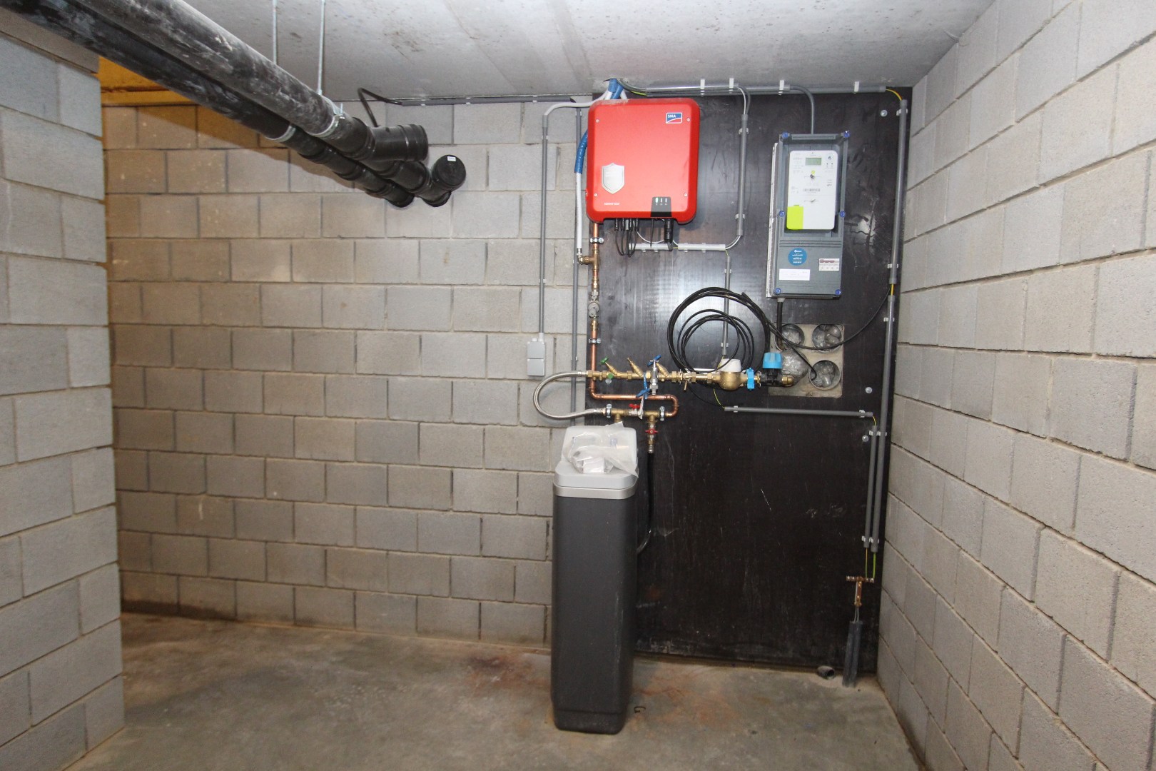 PRACHTIG AFGEWERKTE WONING (2020) 