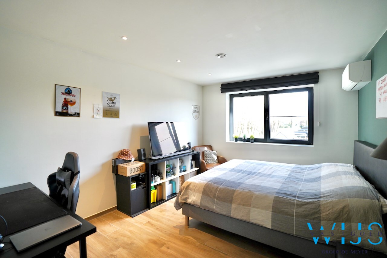 Prachtige HOB met unieke afwerking te Bassevelde ! 