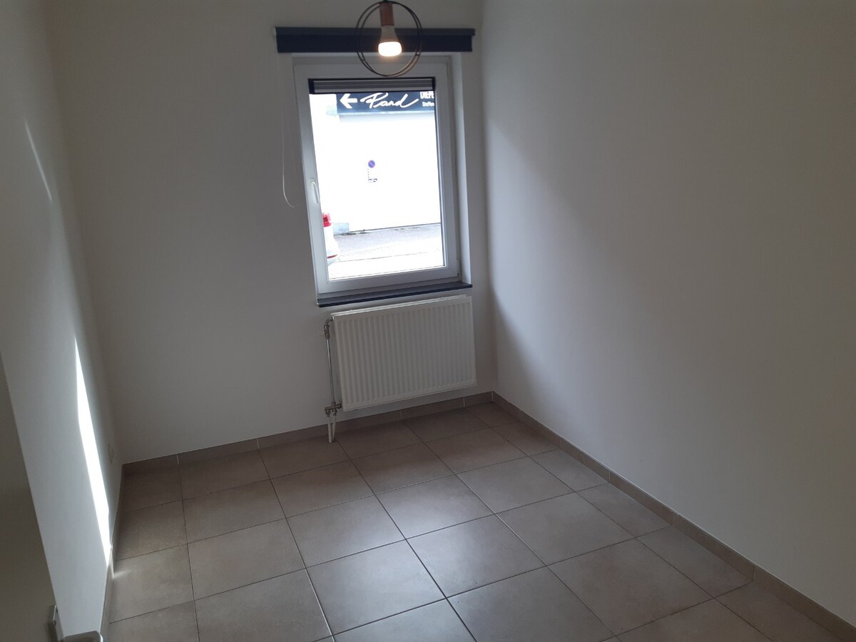 Lichtrijk 2 slpk-appartement te Oudenaarde. 