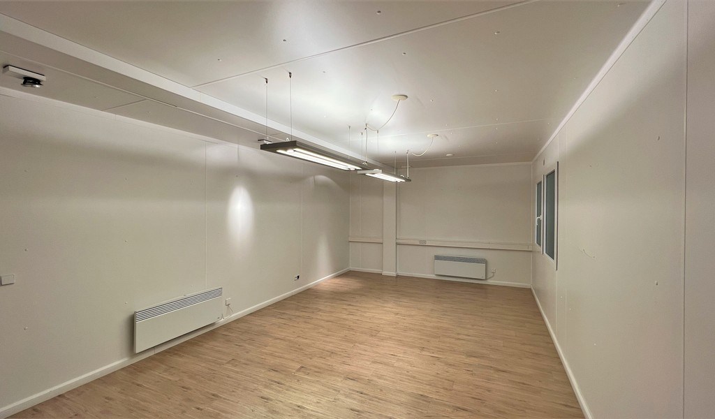 Magazijnen te huur vlakbij afrit E17 in Sint-Niklaas