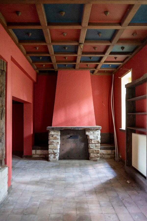 Property for sale in Sint-Pieters-Leeuw
