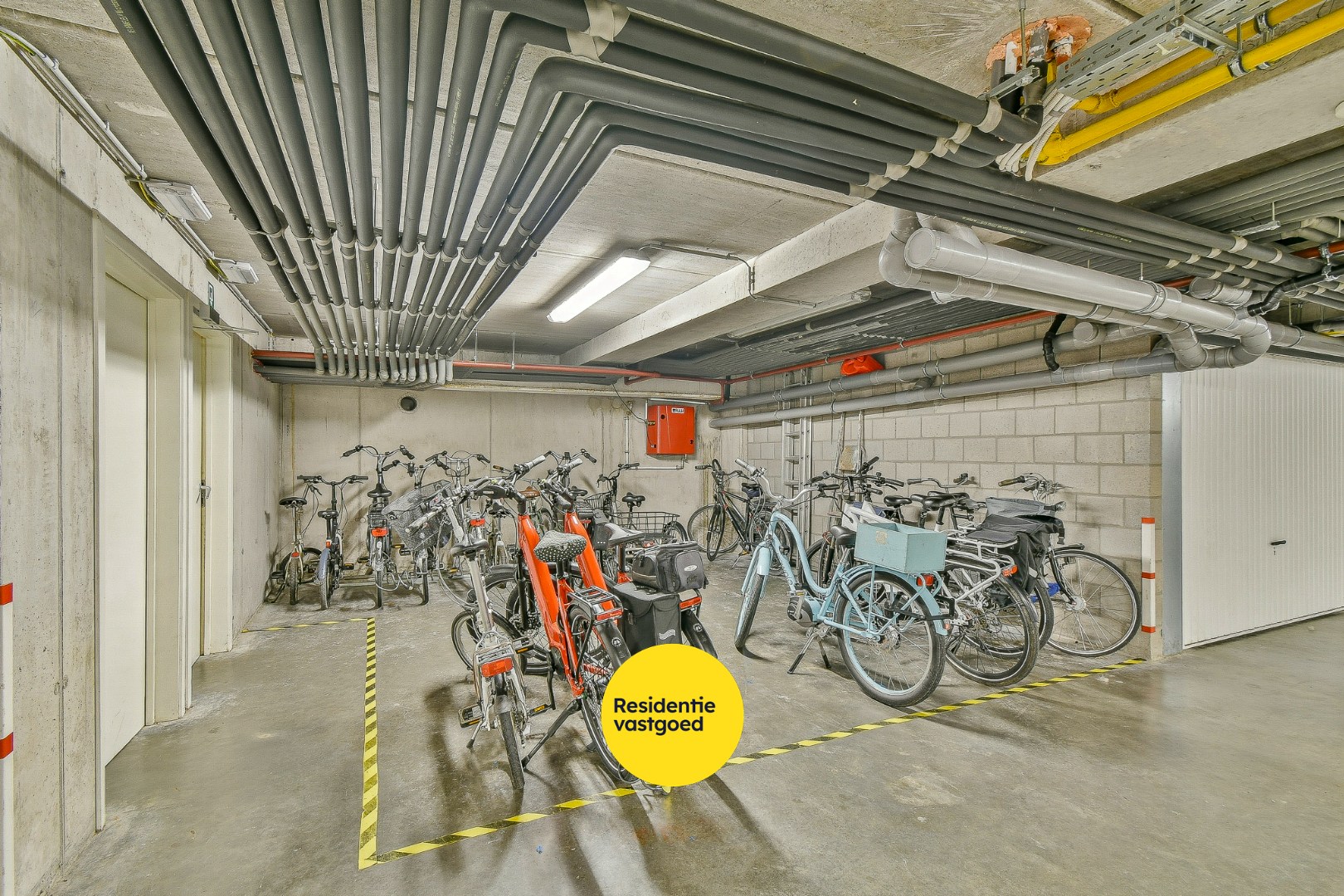 Instapklaar gelijkvloers appartement met zonnig terras 