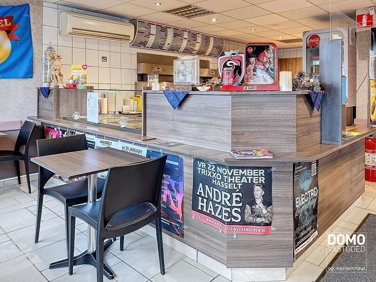 TE HUUR - GOED DRAAIEND RESTAURANT MET FRITUURZAAK EN WOONST 