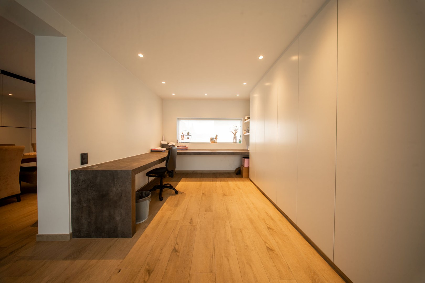 Verrassend luxueus afgewerkte woning met tuin en garage 