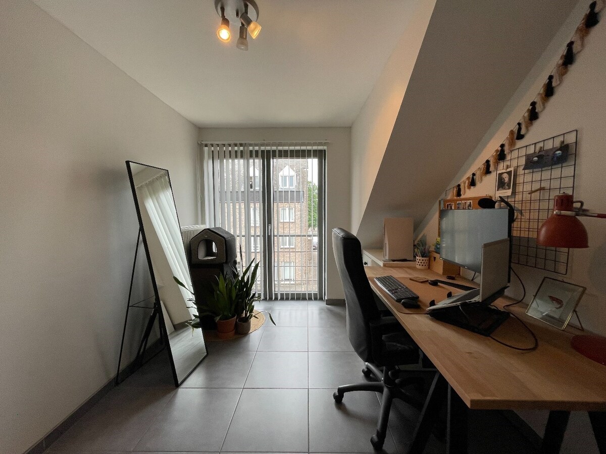 Gezellig appartement, centraal gelegen te Kuringen. 