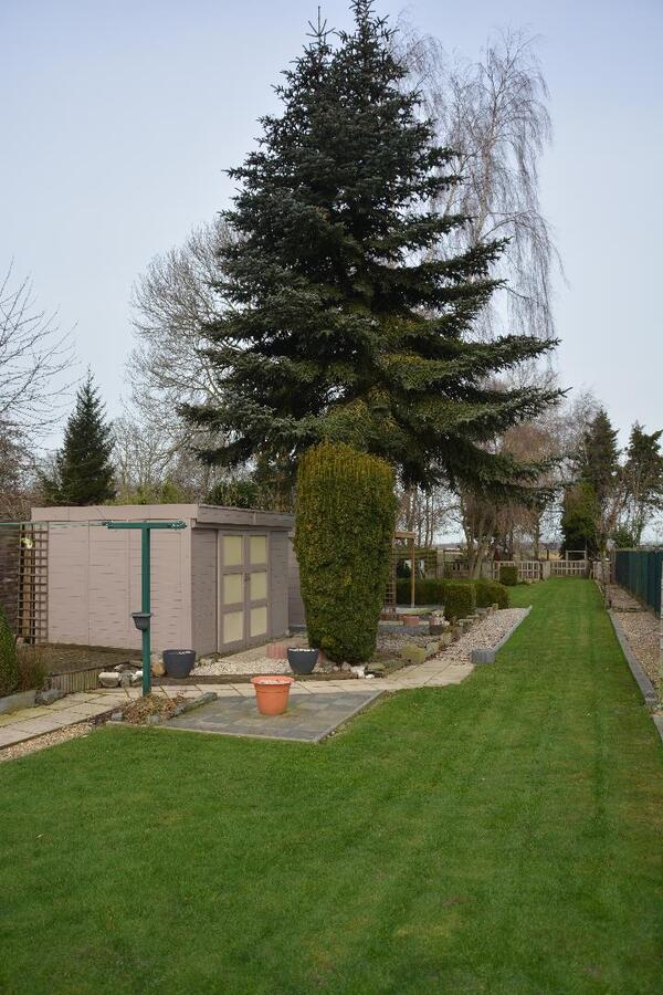 Ruime woning met handelsruimte in centrum 