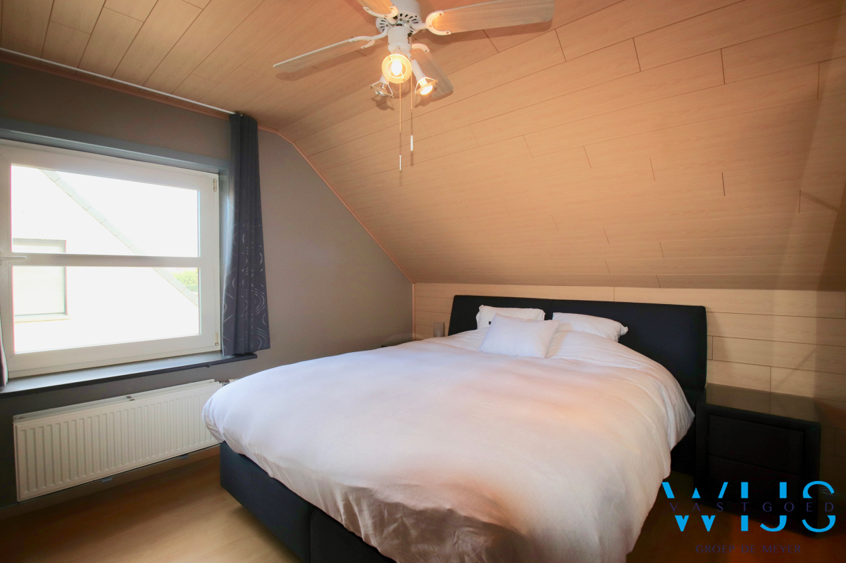 Instapklaar woonhuis in een rustige woonwijk te EEKLO ! 