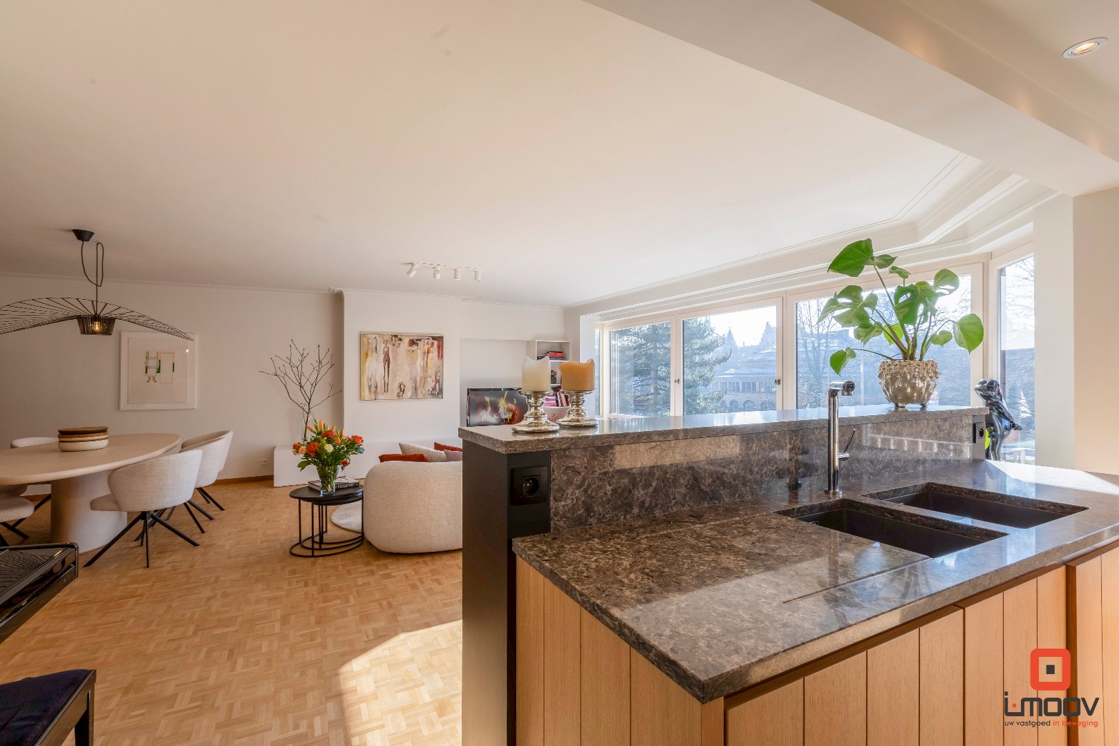 Ruim instapklaar appartement met 3 slaapkamers en een prachtig uitzicht op het park! 