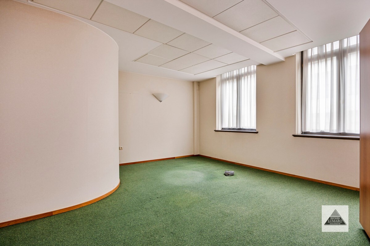 Burgerhuis 'Den Golden Naegel' - aan de Markt - lift - overdekte parking 