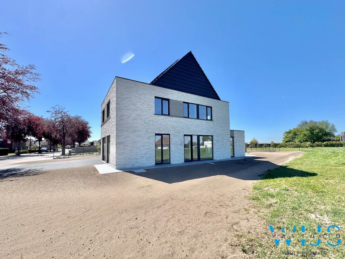 Moderne nieuwbouw op TOPlocatie te Assenede ! 