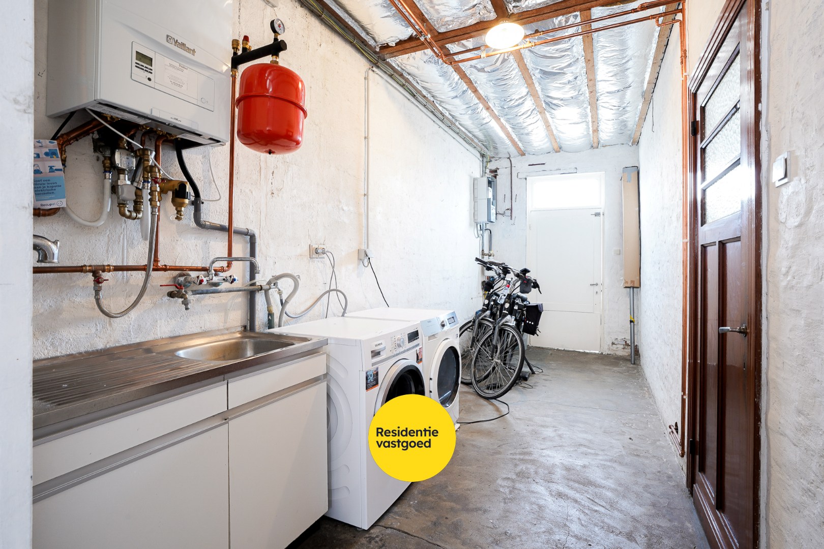 Zeer mooi onderhouden woning in het centrum van Aartrijke 