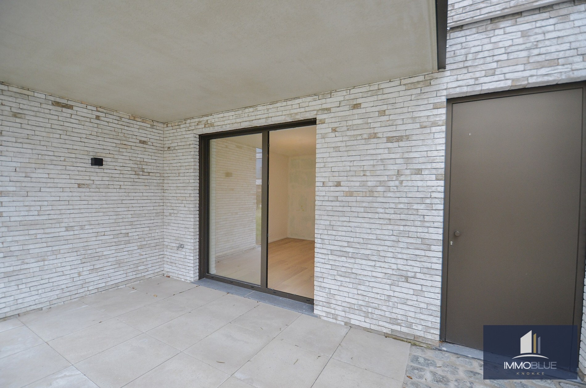 Nieuwbouw BEN-woning(bijna energie neutrale woning) in een autovrije, groene omgeving. 