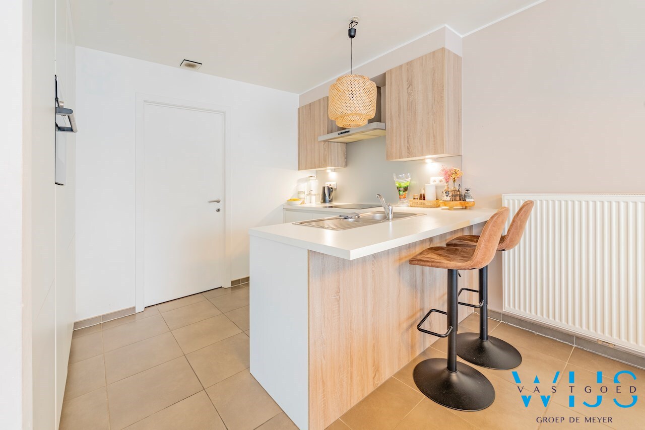 Recent duplexappartement met zeer aangenaam terras te Ertvelde ! 