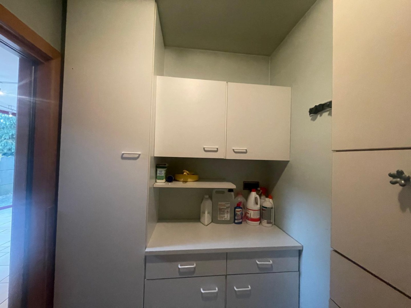 Gezellig woning met 3 slaapkamers en tuin met tuinberging gelegen te Geel! 