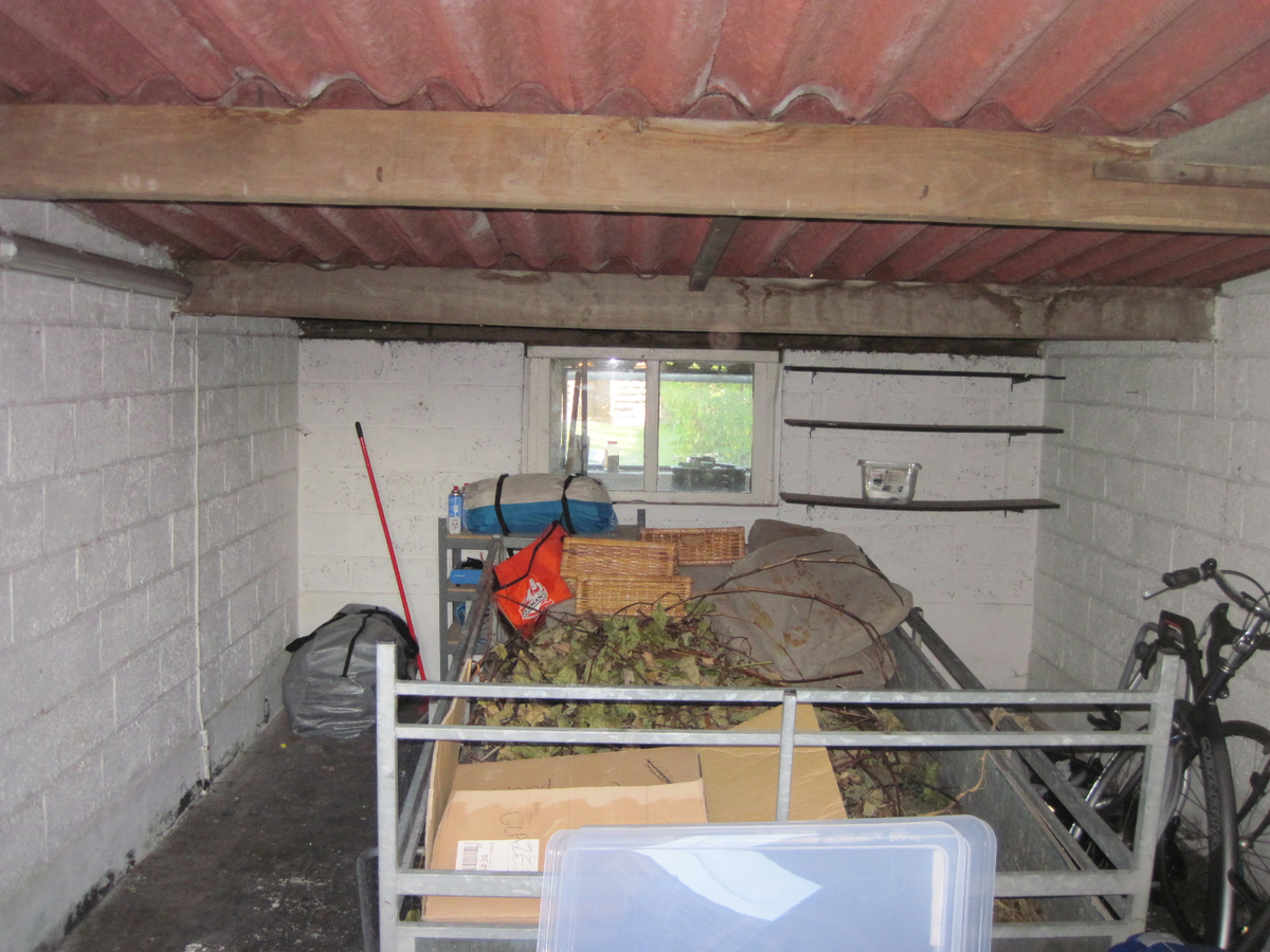 Degelijke én gezellige woning. Met tuin en met garage. 