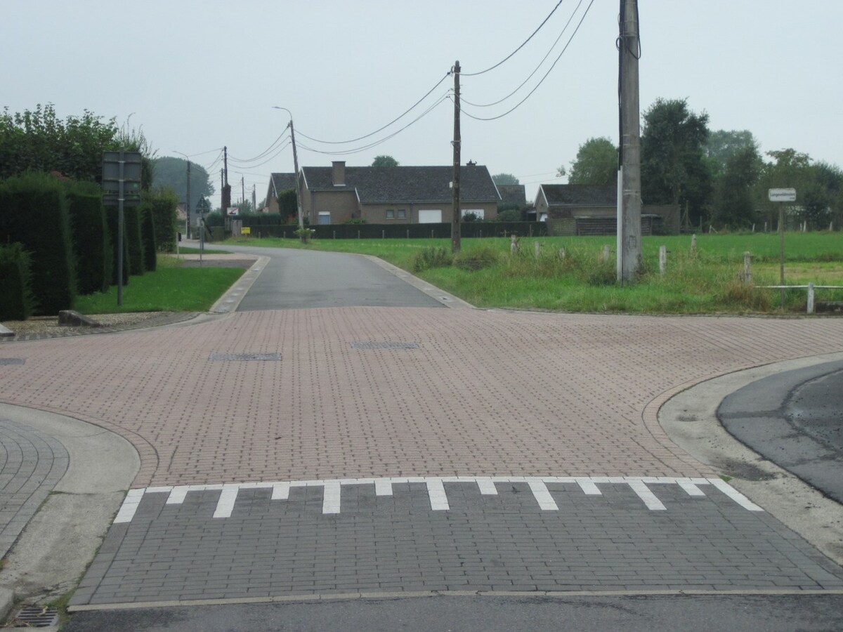 Aangename gezinswoning (Half Open Bebouwing). 