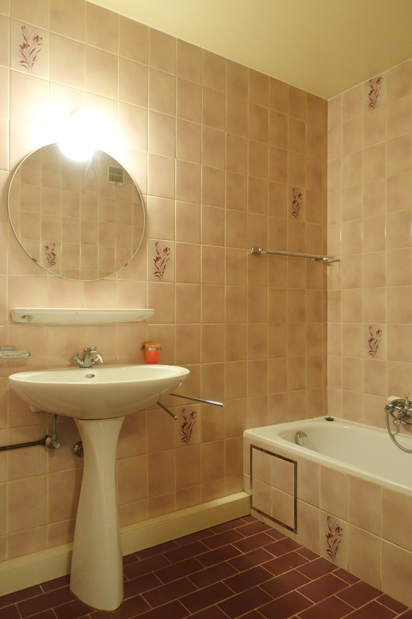 Gelijkvloersappartement met garagebox 