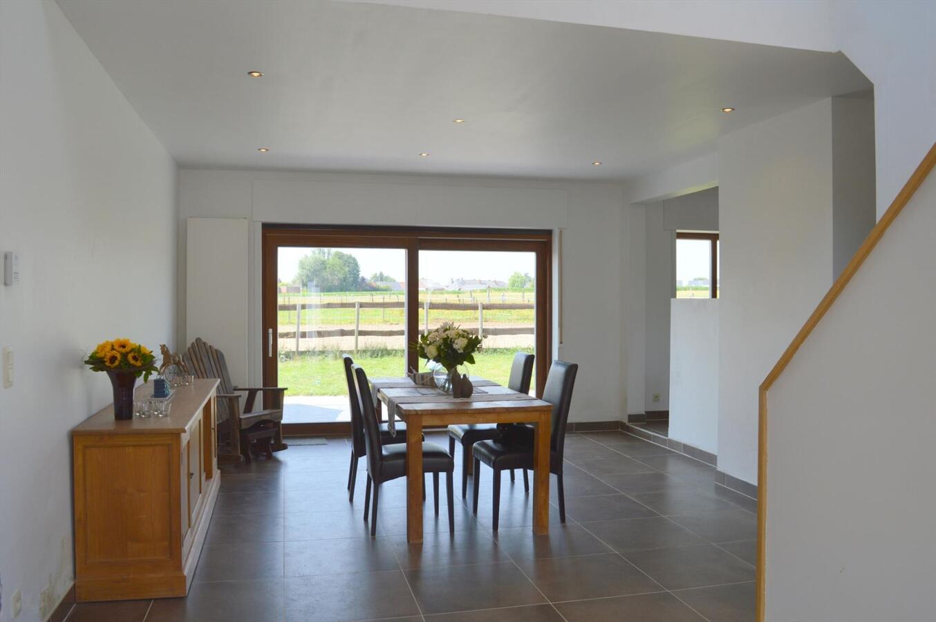 Gerenoveerde woning op ca. 6500m² te Buggenhout 