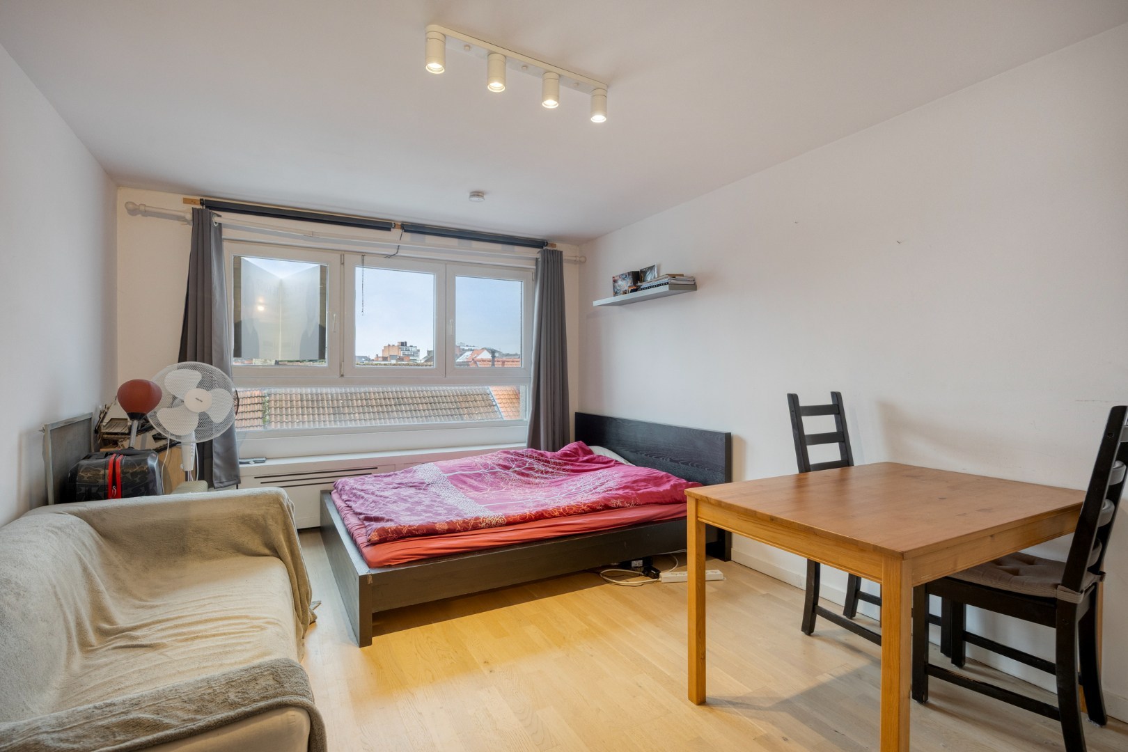 Bemeubelde studio in centrum Leuven! – EPC 213 kWh/m² - bewoonbare opp. 25 m² 