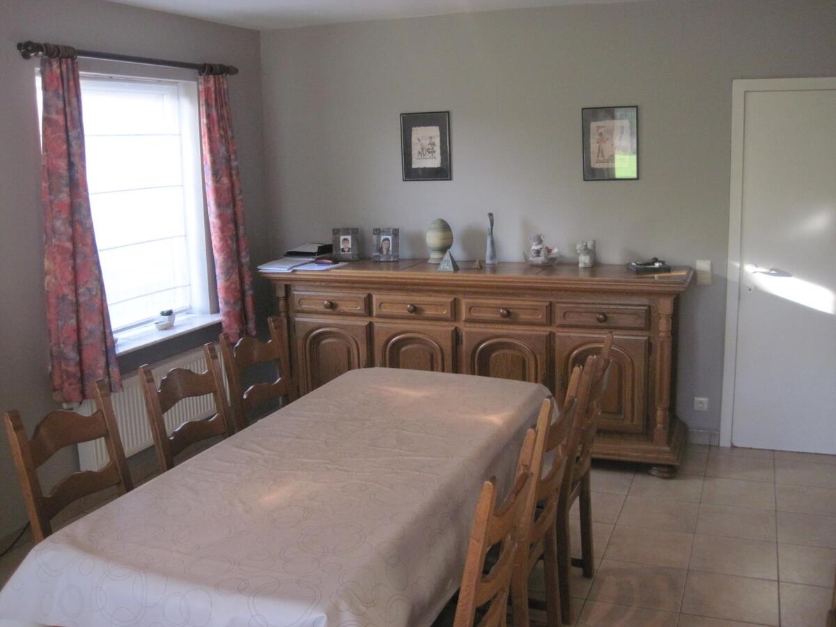 Tijdloze Half Open Bebouwing - rustig &amp; centraal gelegen ! 