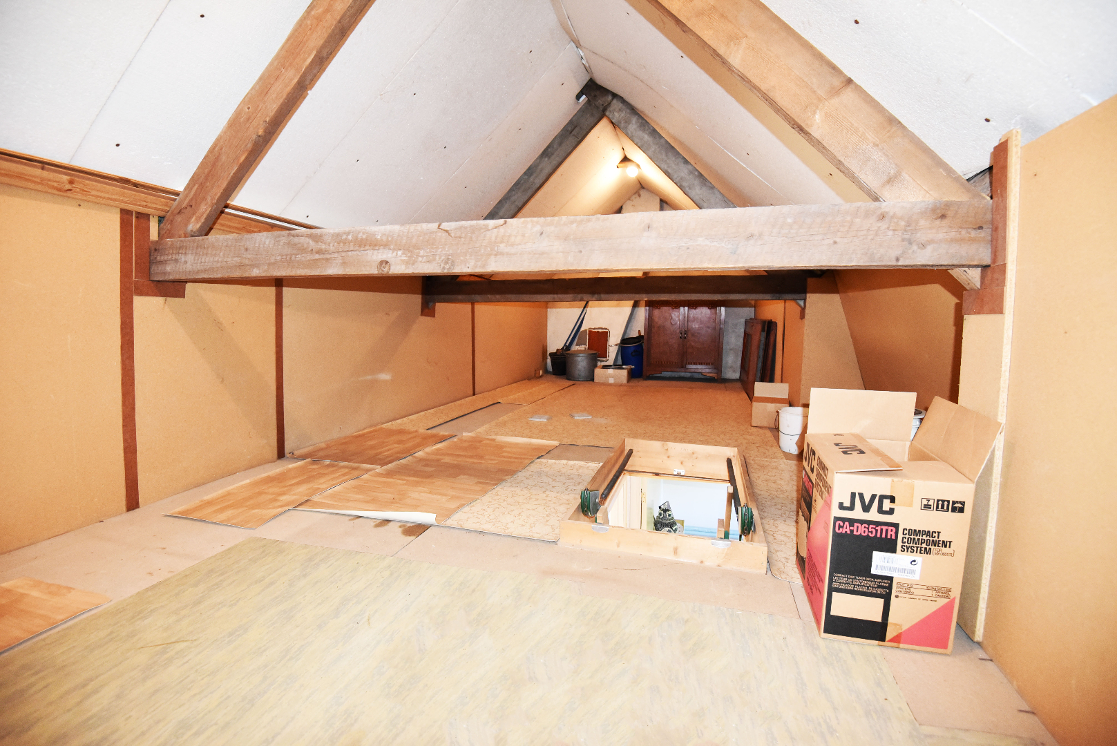 Te renoveren woning op 431m²  te centrum Waarschoot 
