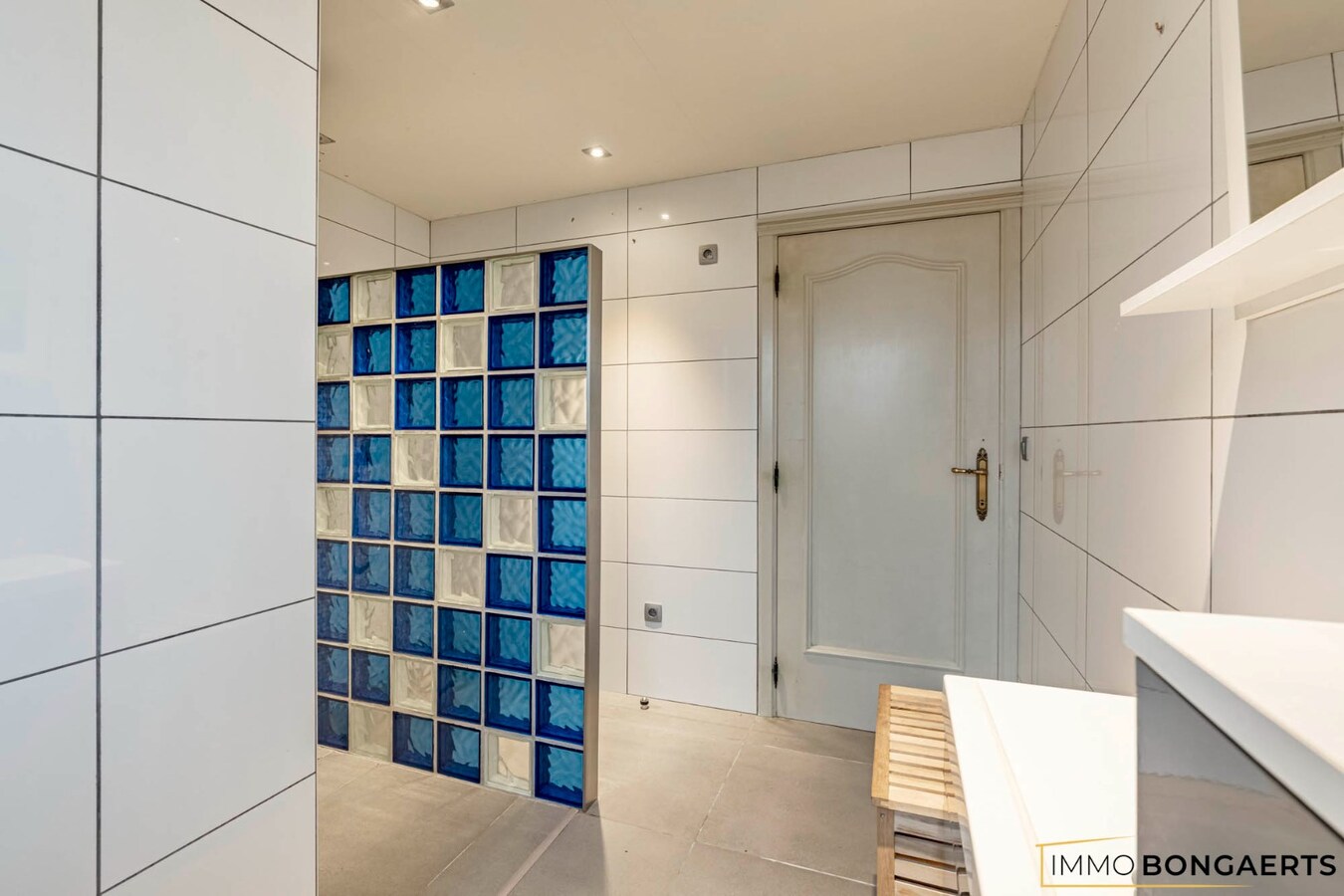 Gelijkvloerse woning op perceel van 24a32ca 