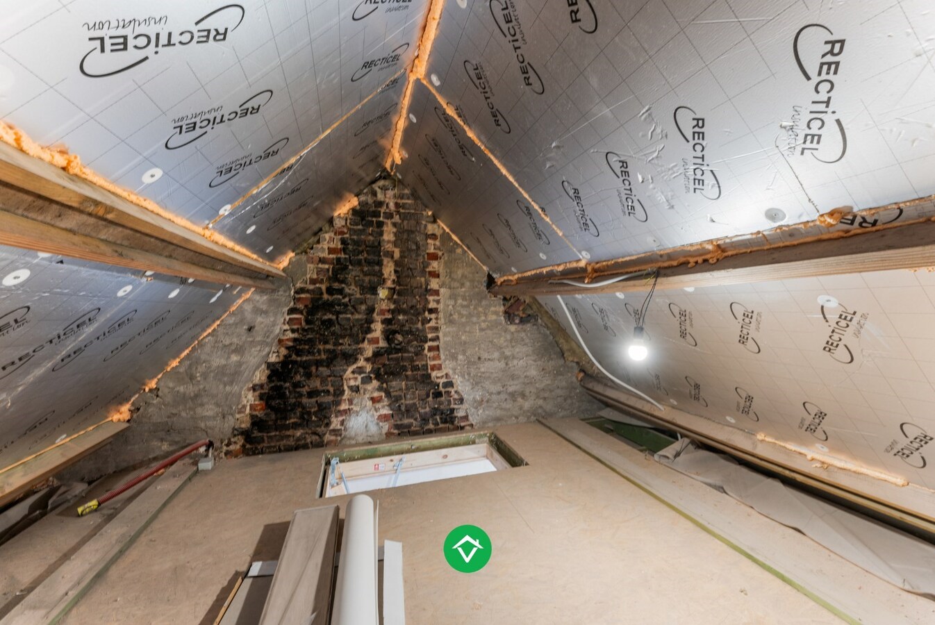 Woning met 3 slaapkamers en inpandige garage te Koekelare 