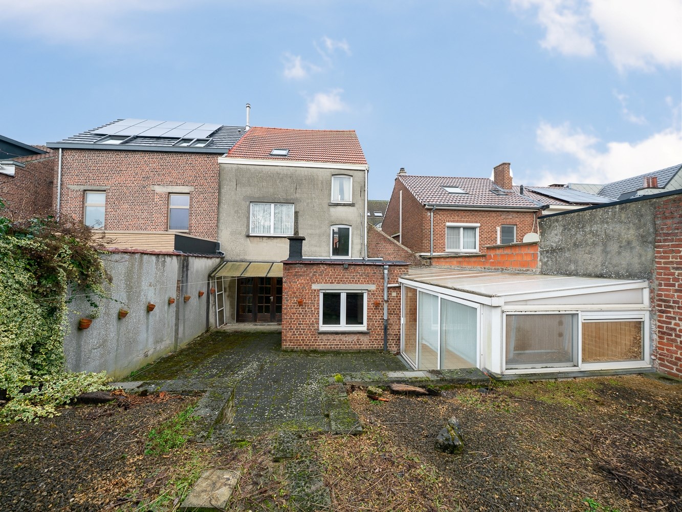 Te renoveren woning in het centrum van Schepdaal 