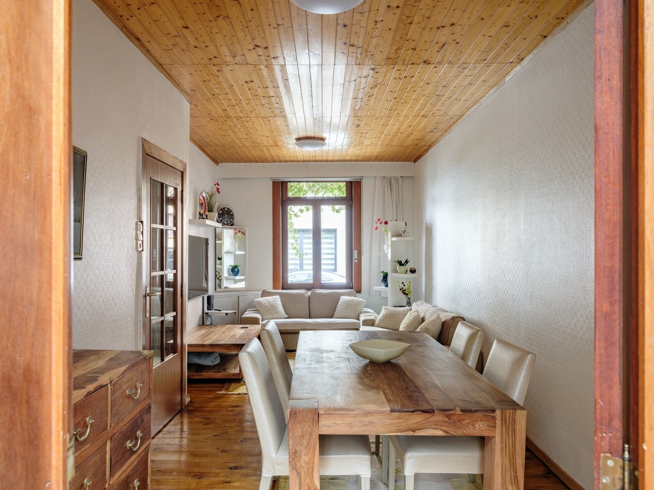 Ruim huis met stadstuin 