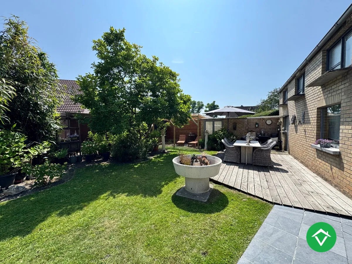 Alleenstaande woning met 3 slaapkamers en garage te Oudenburg 