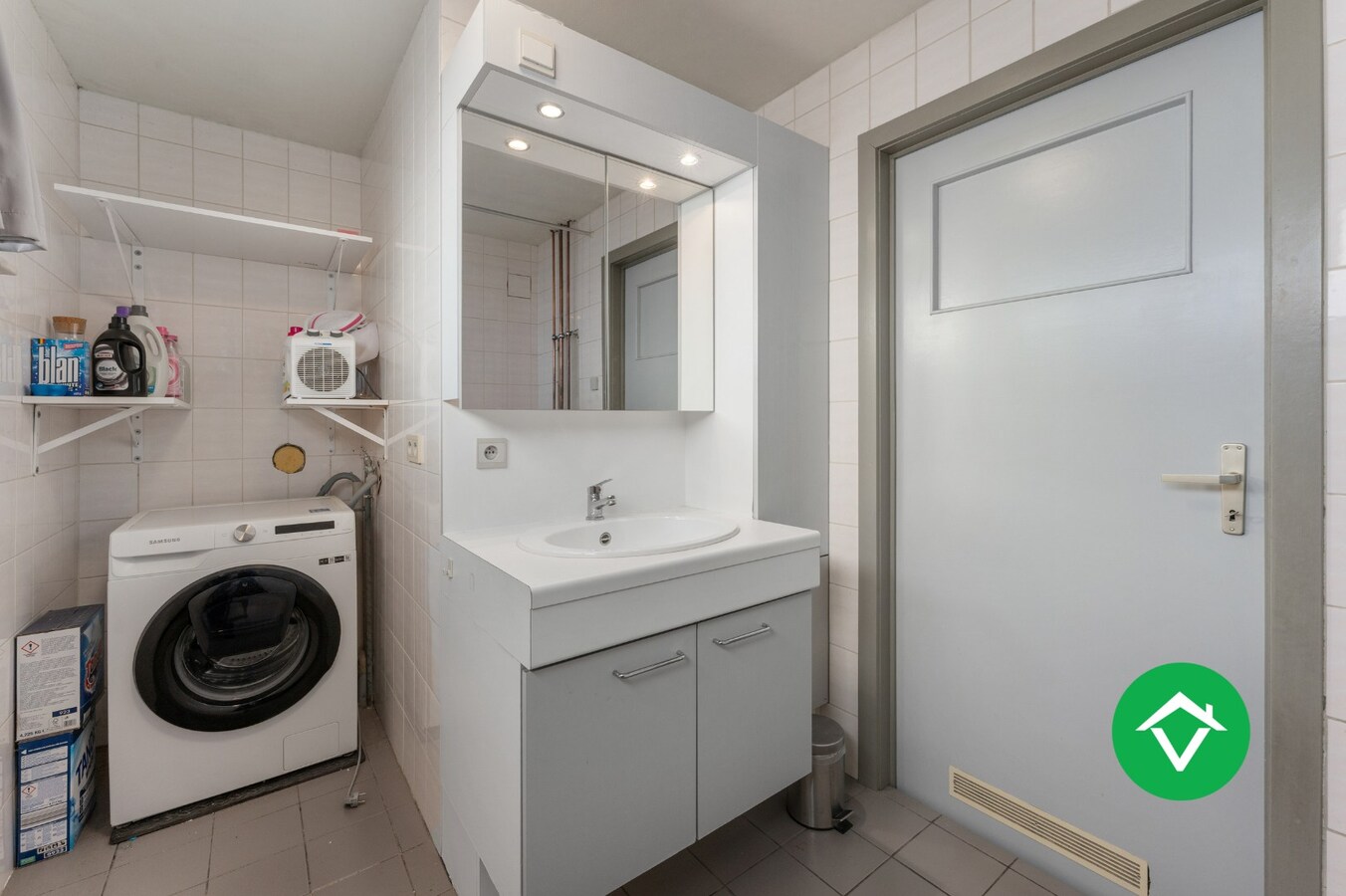 Instapklare vrijstaande woning met zonnige tuin in rustige woonwijk te Eernegem 