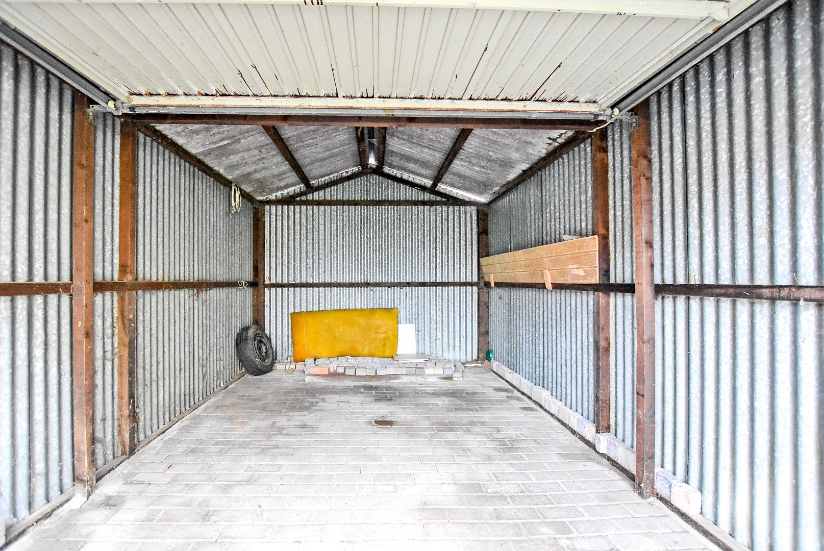 Ruime gezinswoning met zuidgerichte tuin op 477m². 