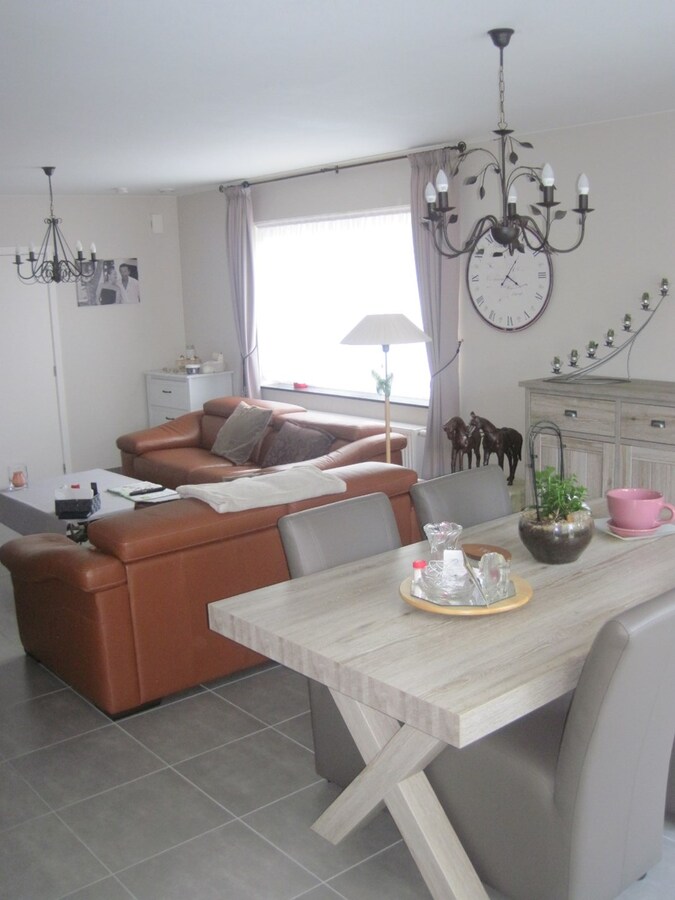 Tijdloos wonen in hartje Semmerzake. 