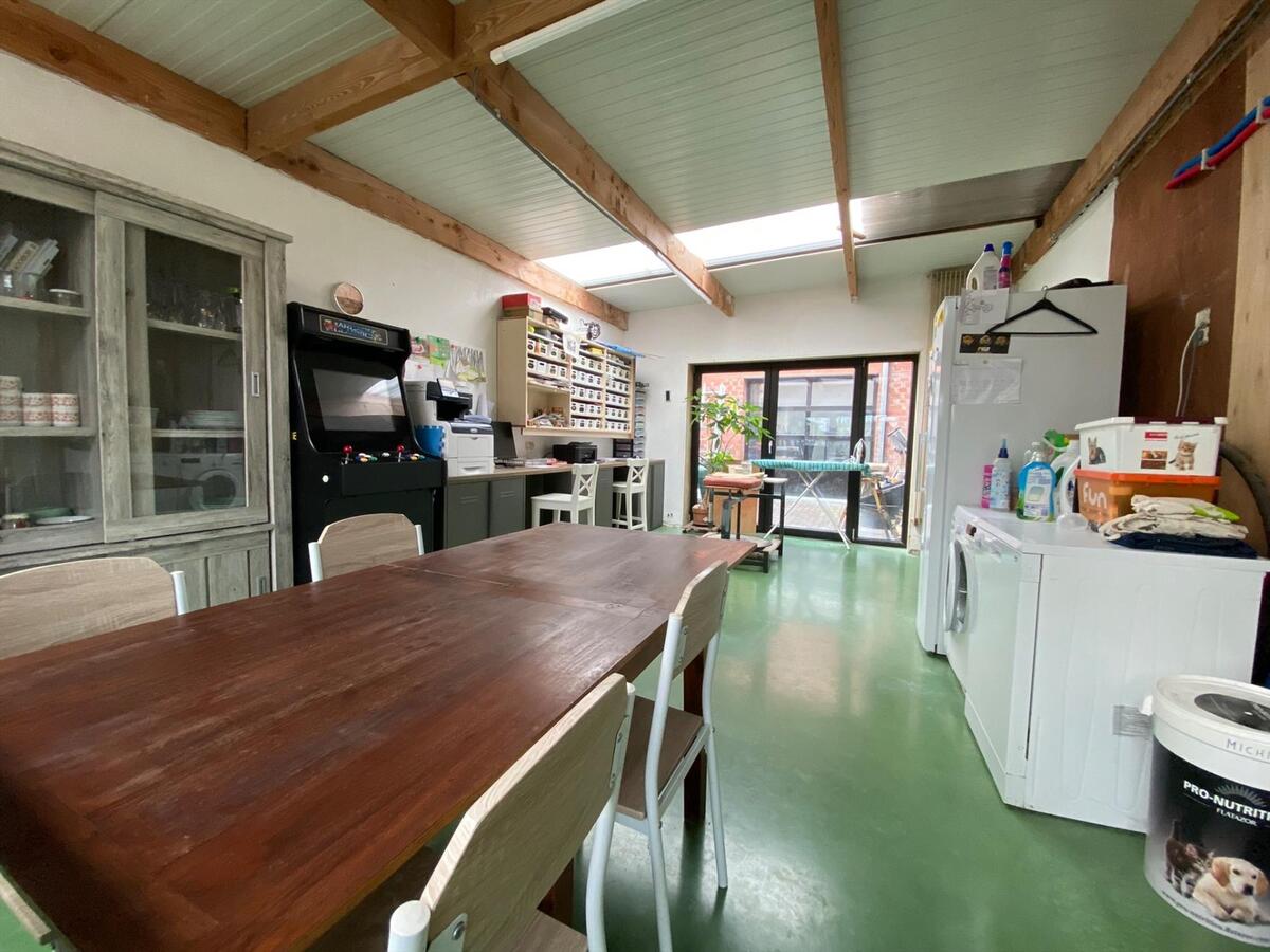 Alleenstaande woning met opslagruimte te Koekelare 