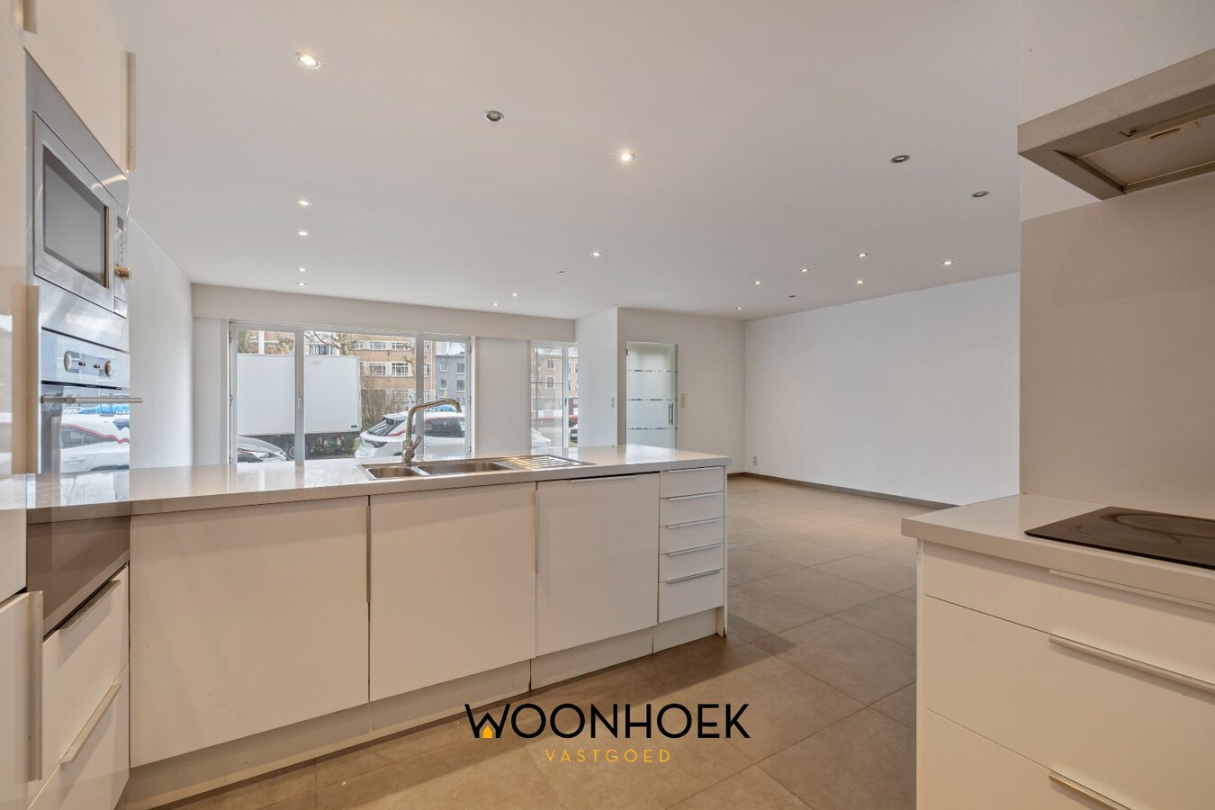 Gelijkvloers wonen met uitzicht op het water 