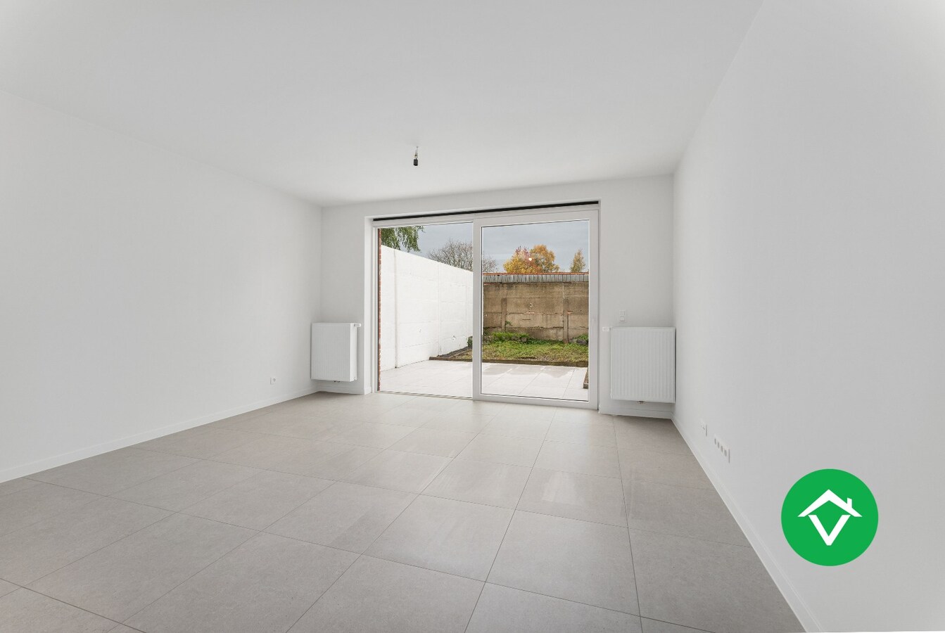 Rijwoning met 4 slaapkamers en stadstuin op centrale ligging te Roeselare 