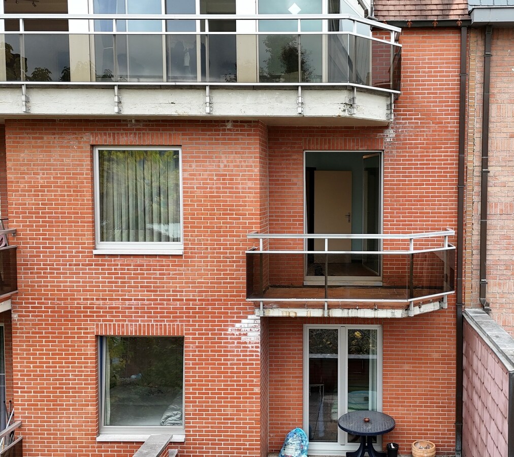 Appartement met 2 slaapkamers en autostandplaats in centrum Leuven 
